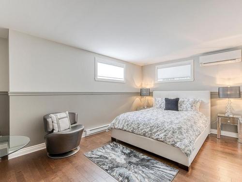 Bedroom - 107 Rue St-Pierre E., Saint-Sauveur, QC - Indoor Photo Showing Bedroom