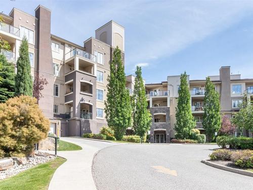 2207-1873 Country Club Drive, Kelowna, BC - Outdoor With Facade