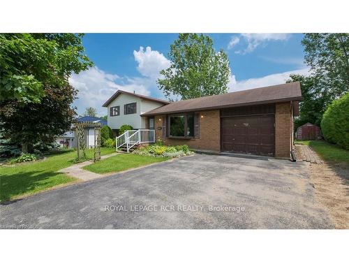 15 Brackenbury St, Grey Highlands, ON - Outdoor