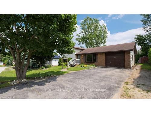 15 Brackenbury St, Grey Highlands, ON - Outdoor