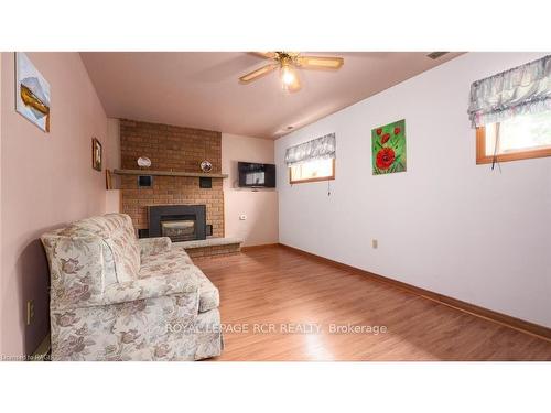 15 Brackenbury St, Grey Highlands, ON - Indoor With Fireplace