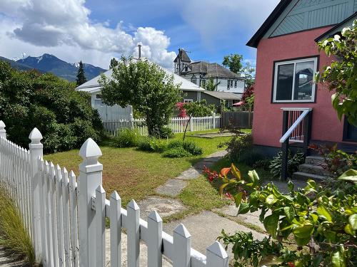 419 A Avenue, Kaslo, BC - Outdoor