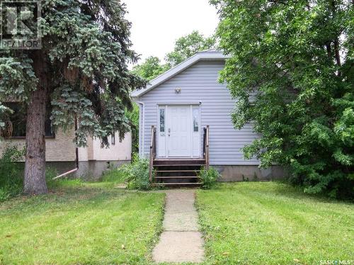 1126 Montague Street, Regina, SK - Outdoor