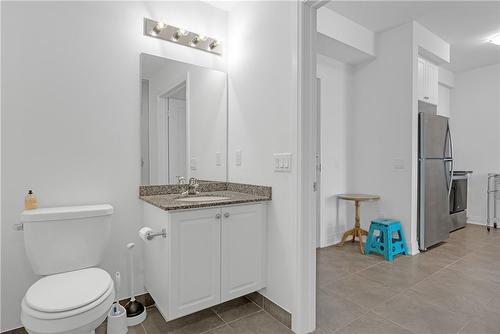 16 Concord Place|Unit #431, Grimsby, ON - Indoor Photo Showing Bathroom