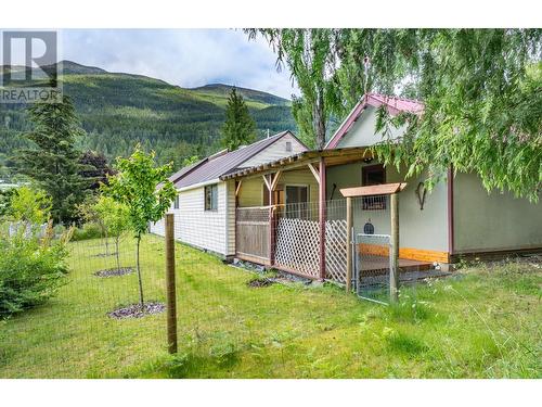 1521 Hearst Avenue, Riondel, BC - Outdoor