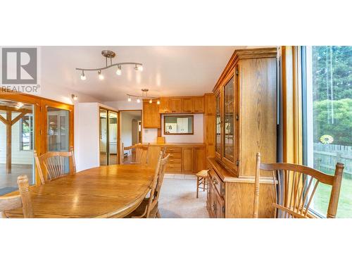 1521 Hearst Avenue, Riondel, BC - Indoor Photo Showing Dining Room