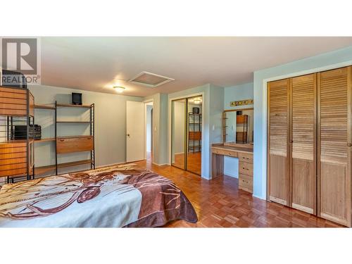 1521 Hearst Avenue, Riondel, BC - Indoor Photo Showing Bedroom