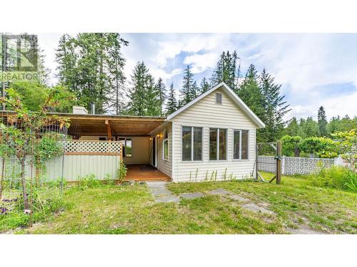 1521 Hearst Avenue, Riondel, BC - Outdoor