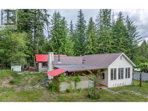 1521 Hearst Avenue, Riondel, BC - Outdoor