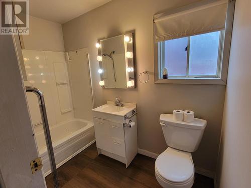 1066 Wellington St E, Sault Ste. Marie, ON - Indoor Photo Showing Bathroom