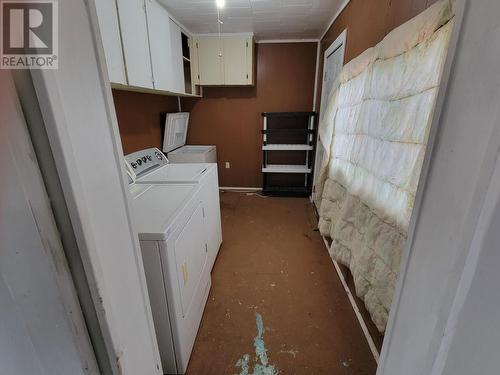 1066 Wellington St E, Sault Ste. Marie, ON - Indoor Photo Showing Laundry Room