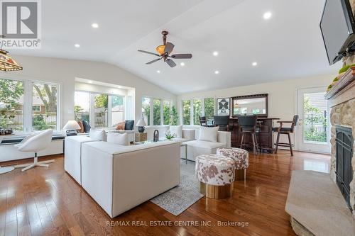 418 Tennyson Drive, Oakville, ON - Indoor Photo Showing Living Room With Fireplace