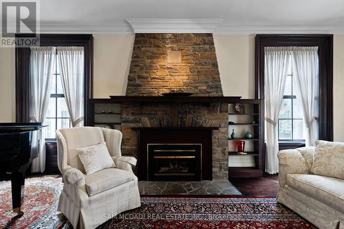 2625 Hammond Road, Mississauga, ON - Indoor Photo Showing Living Room With Fireplace