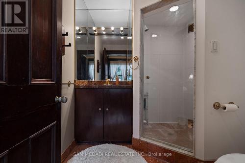 2625 Hammond Road, Mississauga, ON - Indoor Photo Showing Bathroom