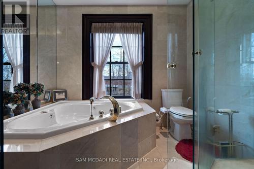 2625 Hammond Road, Mississauga (Sheridan), ON - Indoor Photo Showing Bathroom