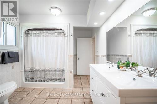 1740 Four Mile Creek Road, Niagara-On-The-Lake, ON - Indoor Photo Showing Bathroom