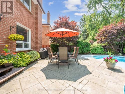 3569 Belvedere Crescent, Mississauga, ON - Outdoor With In Ground Pool