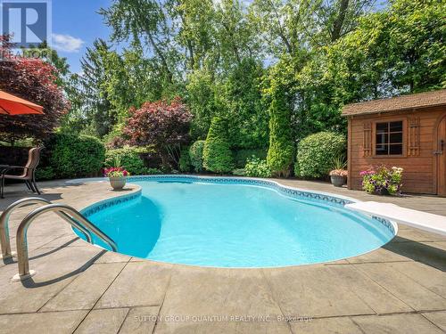 3569 Belvedere Crescent, Mississauga, ON - Outdoor With In Ground Pool With Backyard