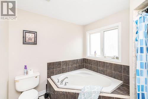 4825 Verdi Street, Burlington, ON - Indoor Photo Showing Bathroom