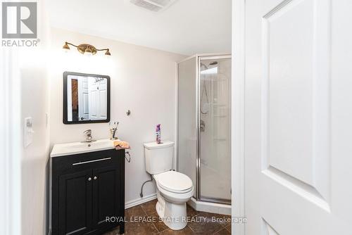 4825 Verdi Street, Burlington, ON - Indoor Photo Showing Bathroom