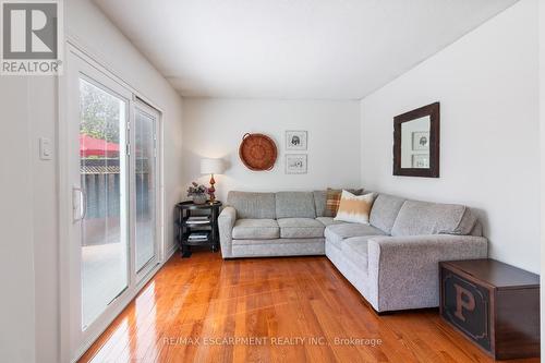 95 Elgin Drive, Brampton, ON - Indoor Photo Showing Living Room