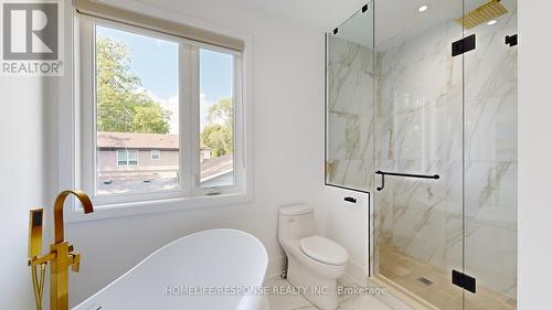 339 Pine Cove Road, Burlington, ON - Indoor Photo Showing Bathroom