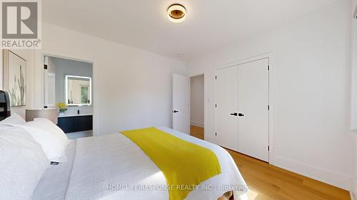 339 Pine Cove Road, Burlington, ON - Indoor Photo Showing Bedroom