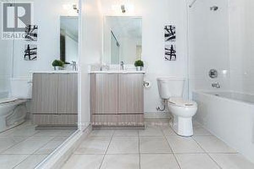 A505 - 160 Canon Jackson Drive, Toronto, ON - Indoor Photo Showing Bathroom