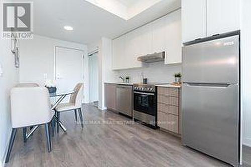A505 - 160 Canon Jackson Drive, Toronto, ON - Indoor Photo Showing Kitchen