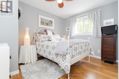 22 College Avenue, Orangeville, ON - Indoor Photo Showing Bedroom