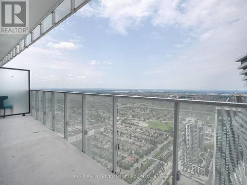 5810 - 3883 Quartz Road, Mississauga, ON - Outdoor With View