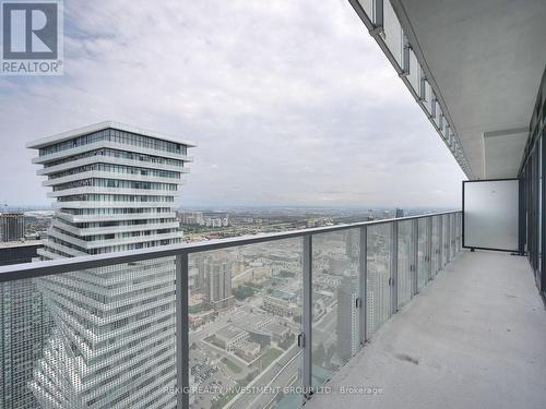 5810 - 3883 Quartz Road, Mississauga, ON - Outdoor With View
