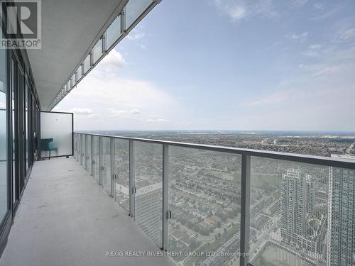 5810 - 3883 Quartz Road, Mississauga, ON - Outdoor With View