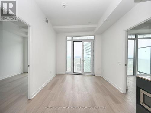 5810 - 3883 Quartz Road, Mississauga, ON - Indoor Photo Showing Other Room