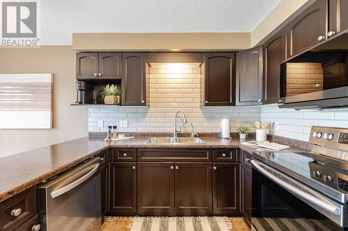 14 Maude Lane, Guelph, ON - Indoor Photo Showing Kitchen With Double Sink