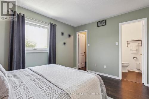 3054 Pendleton Road, Mississauga, ON - Indoor Photo Showing Bedroom