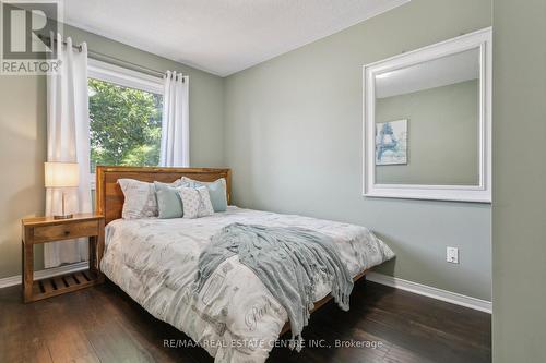 3054 Pendleton Road, Mississauga, ON - Indoor Photo Showing Bedroom