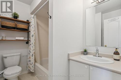3054 Pendleton Road, Mississauga, ON - Indoor Photo Showing Bathroom