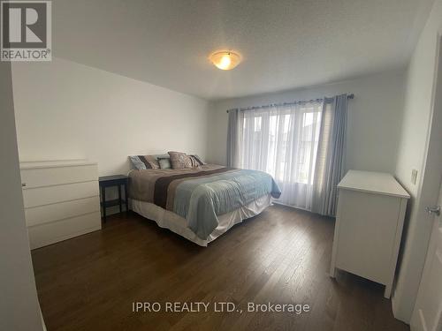 418 Wheat Boom Drive, Oakville, ON - Indoor Photo Showing Bedroom