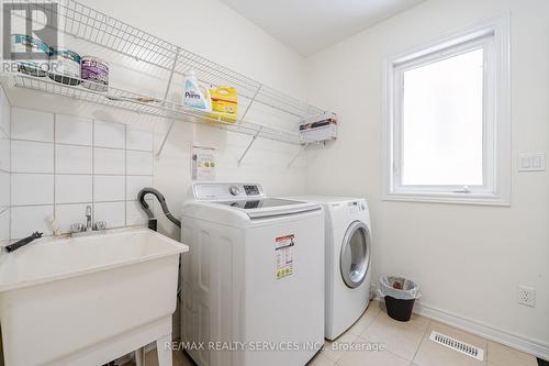 2 Dalhousie Crescent, Brampton, ON - Indoor Photo Showing Laundry Room