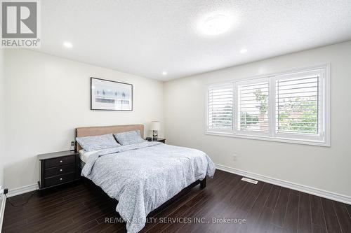 2 Dalhousie Crescent, Brampton, ON - Indoor Photo Showing Bedroom