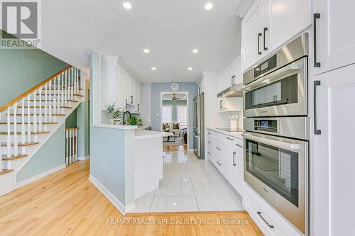 145 - 5530 Glen Erin Drive, Mississauga, ON - Indoor Photo Showing Kitchen