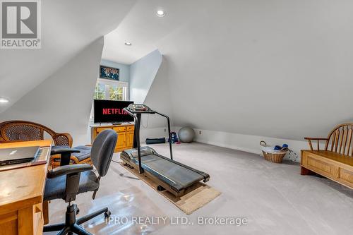 8 - 25 Manor Park Crescent, Guelph, ON - Indoor Photo Showing Gym Room