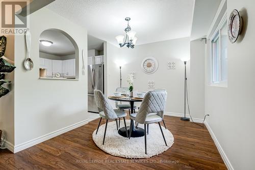 6 - 453 Woodview Road, Burlington, ON - Indoor Photo Showing Dining Room