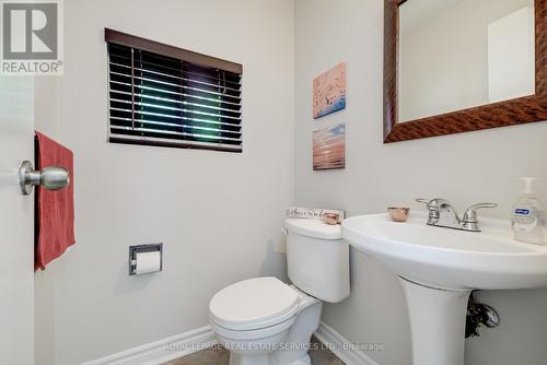 6 - 453 Woodview Road, Burlington, ON - Indoor Photo Showing Bathroom