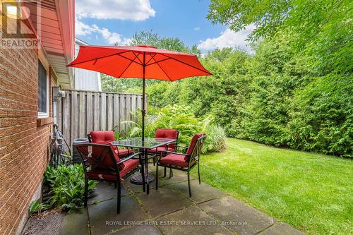 6 - 453 Woodview Road, Burlington, ON - Outdoor