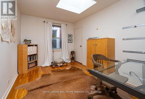 63 Mortimer Avenue, Toronto, ON - Indoor