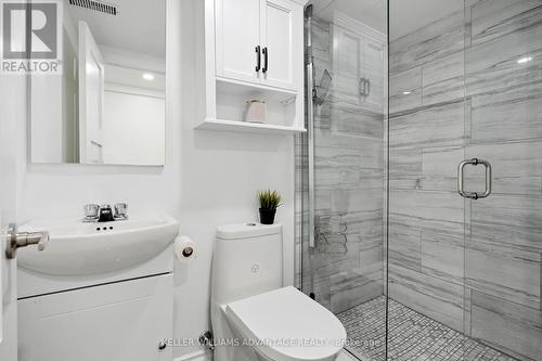 139 Drayton Avenue, Toronto, ON - Indoor Photo Showing Bathroom