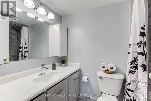 405 - 121 Trudelle Street, Toronto, ON - Indoor Photo Showing Bathroom