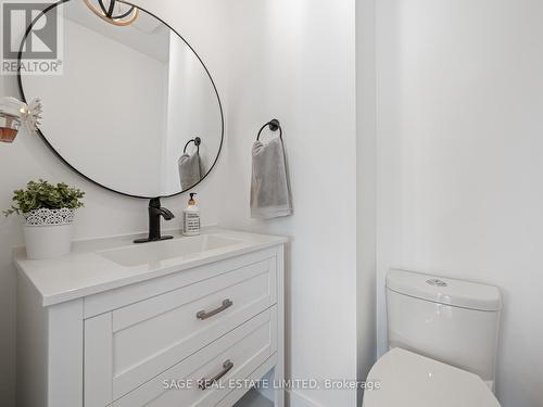 2308 Victoria Street S, Innisfil, ON - Indoor Photo Showing Bathroom